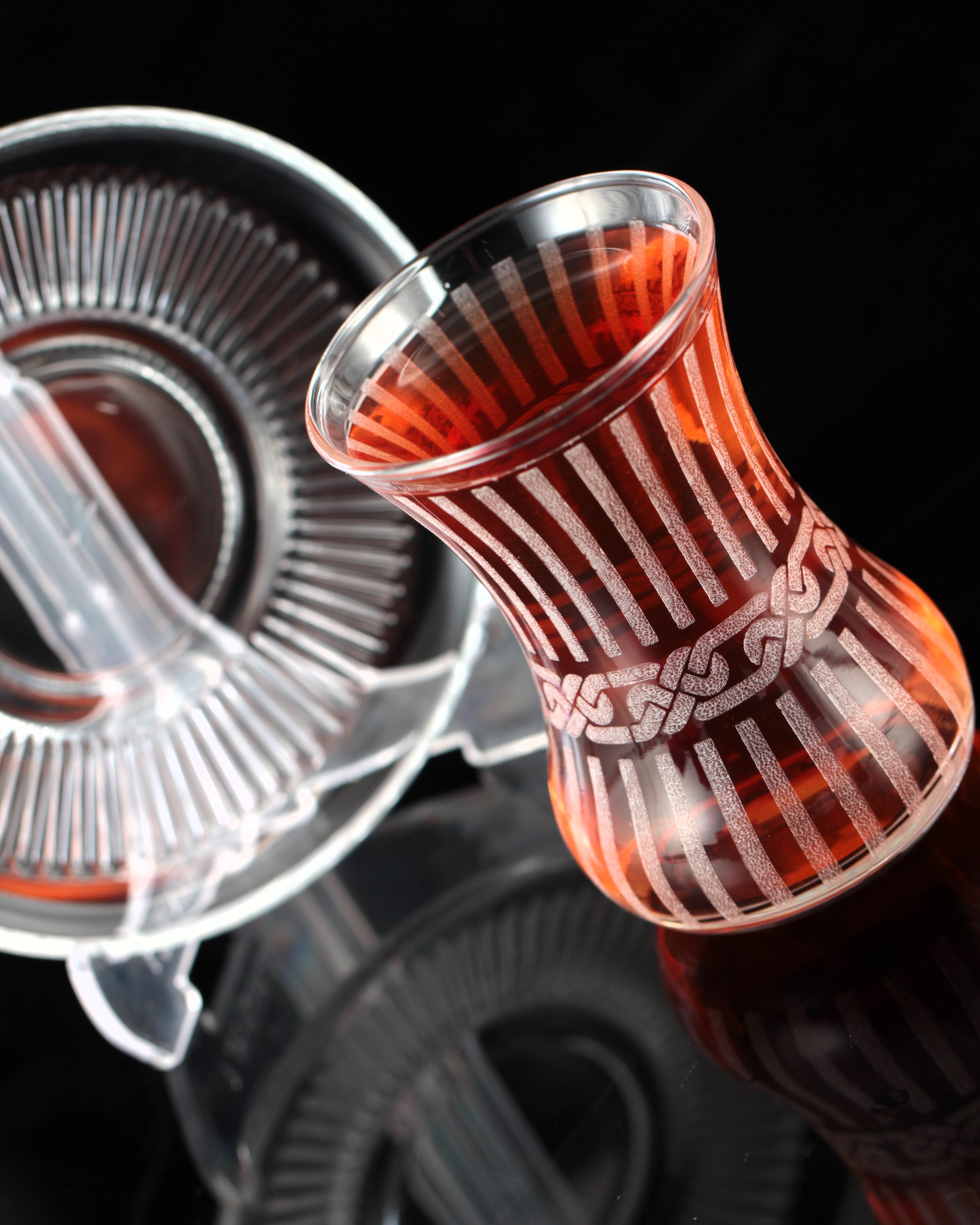 12 Parça 6 Kişilik Çay Takımı Gravür Desen 02