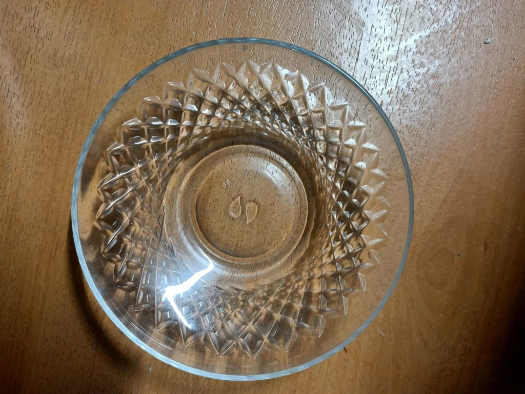 Kesme Dekor Çay Tabağı