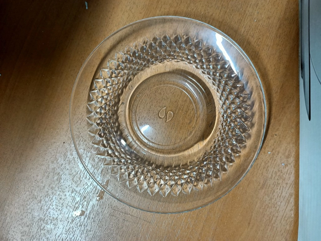 Kesme Dekor Çay Tabağı
